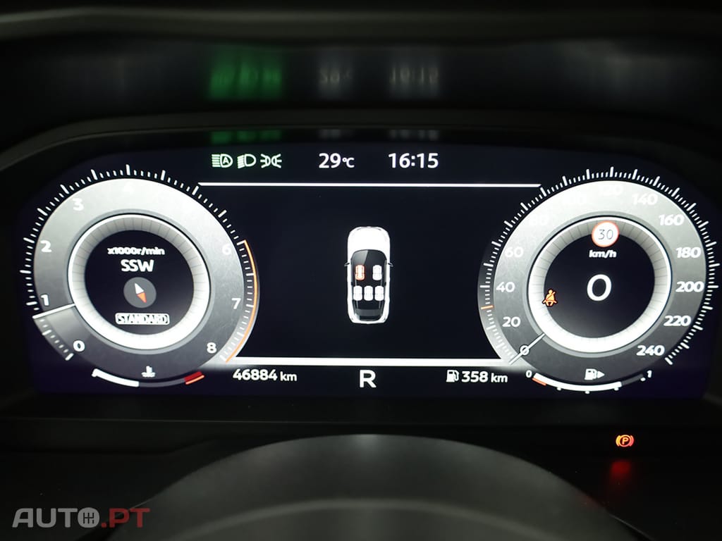 Nissan Qashqai 1.3 DIG-T N-Connecta LED Xtronic