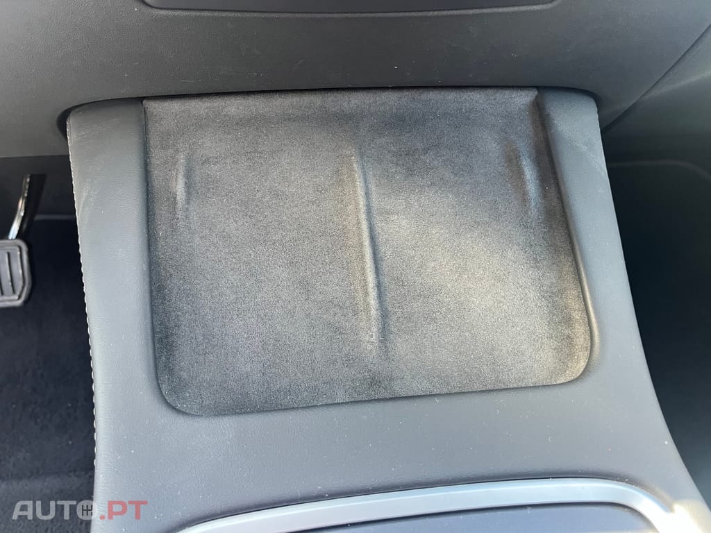 Tesla Model 3 Standard Range Plus RWD