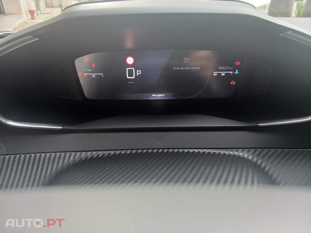 Peugeot 2008 1.2 PureTech Allure EAT8