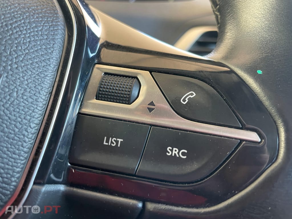 Peugeot 5008 1.5 BlueHDi Allure