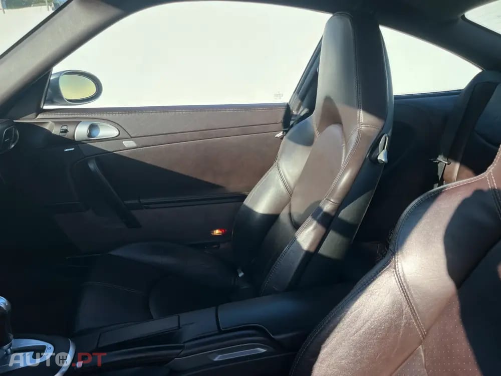 Porsche 911 Carrera 4S Tiptronic
