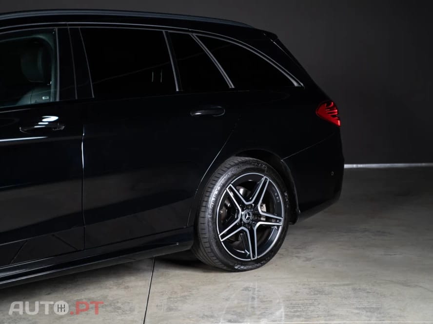 Mercedes-Benz C 300 e AMG Line