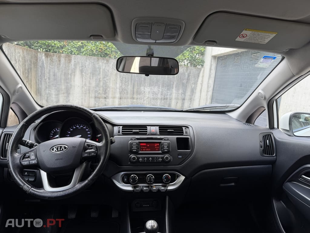 Kia Rio 1.2 CVVT LX