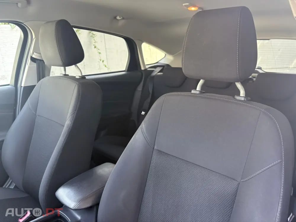Ford Focus 1.0 EcoBoost S&S COOL&CONNECT DESIGN