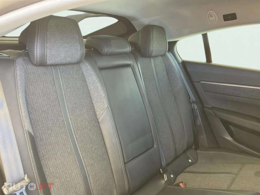 Peugeot 508 1.6 Hybrid Allure Pack e-EAT8