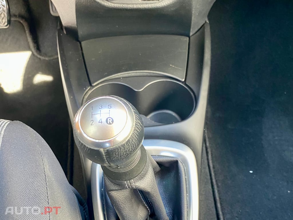 Toyota Yaris Comfort + Pack Style