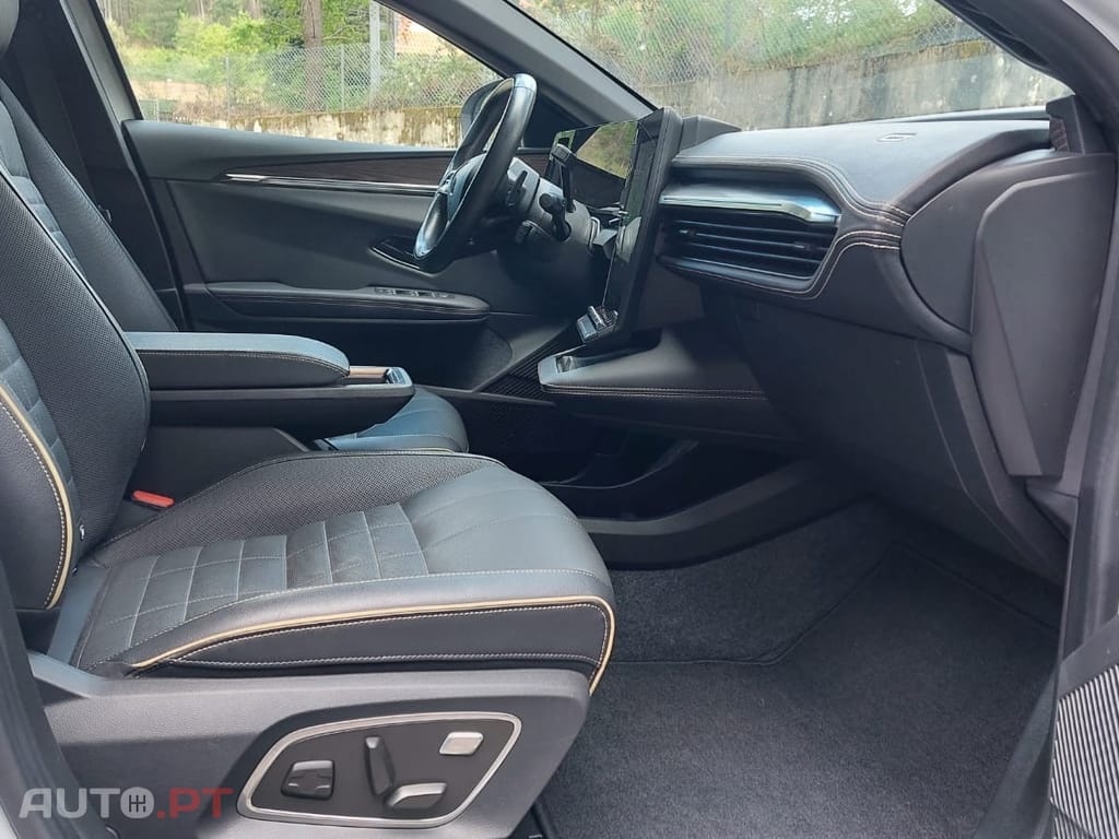 Renault Mégane E-Tech 220 Comfort Range Iconic