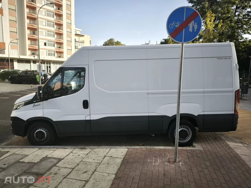 Iveco Daily  2.3 35 S 140 Isotérmica