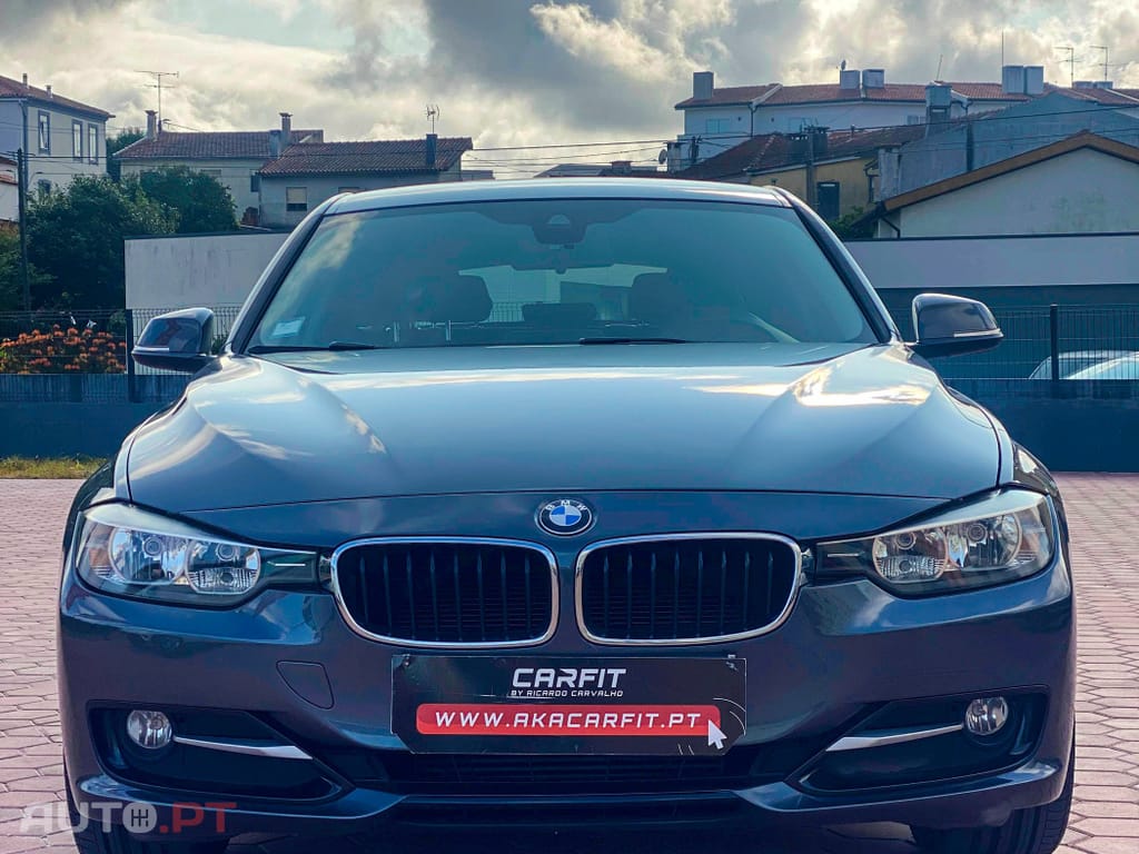 BMW 318 d Touring Line Sport