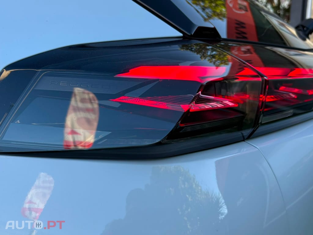 Peugeot E-2008 𝟱𝟰 𝙠𝙒𝙝 𝟭𝟱𝟲𝙘𝙫𝙨 𝙎𝙩𝙮𝙡𝙚