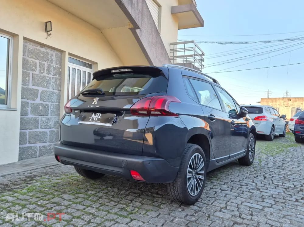 Peugeot 2008 1.5 BlueHDi Active