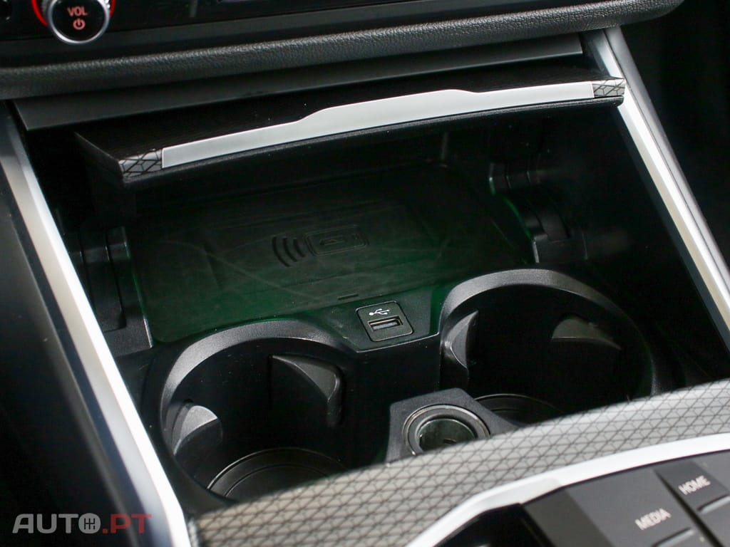 BMW 330 e Touring Pack Desportivo M Auto