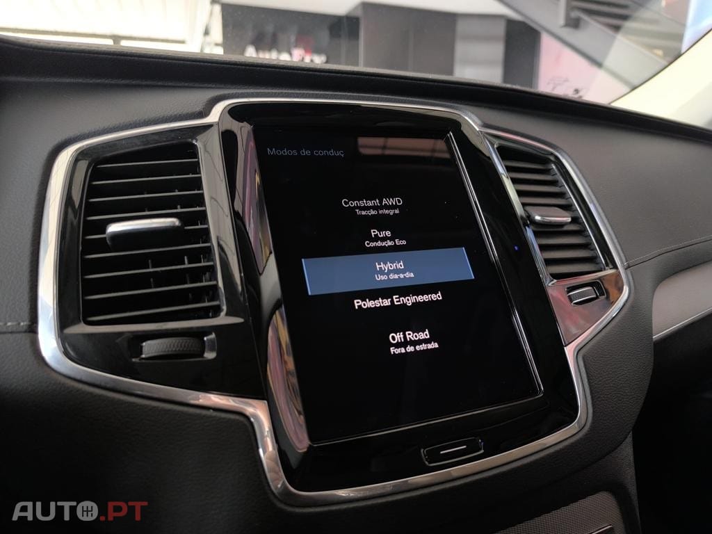 Volvo XC90 2.0 T8 PHEV Inscription Expression AWD