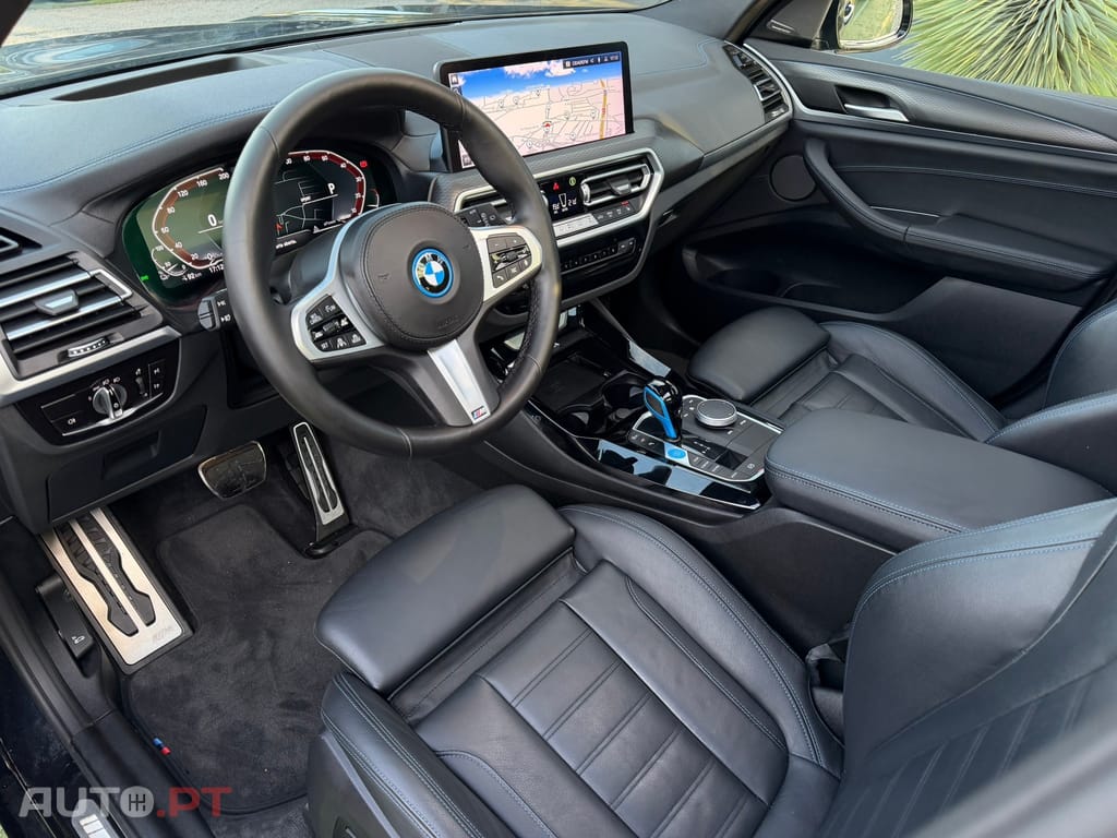 BMW iX3 M Sport Impressive