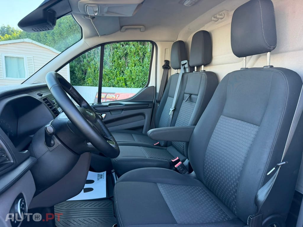 Ford Transit Custom LONGA