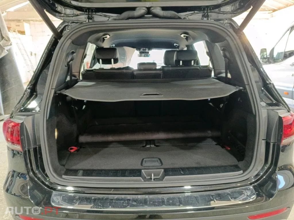 Mercedes-Benz GLB 180 d