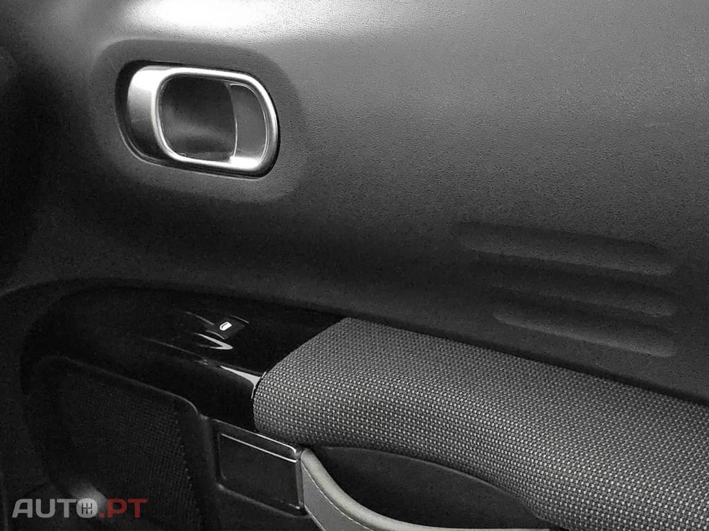 Citroen C4 Cactus 1.2 PureTech Shine Pack