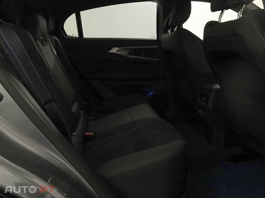 Renault Rafale 1.2 Hyper Hybrid E-Tech 4x4 Esprit Alpine