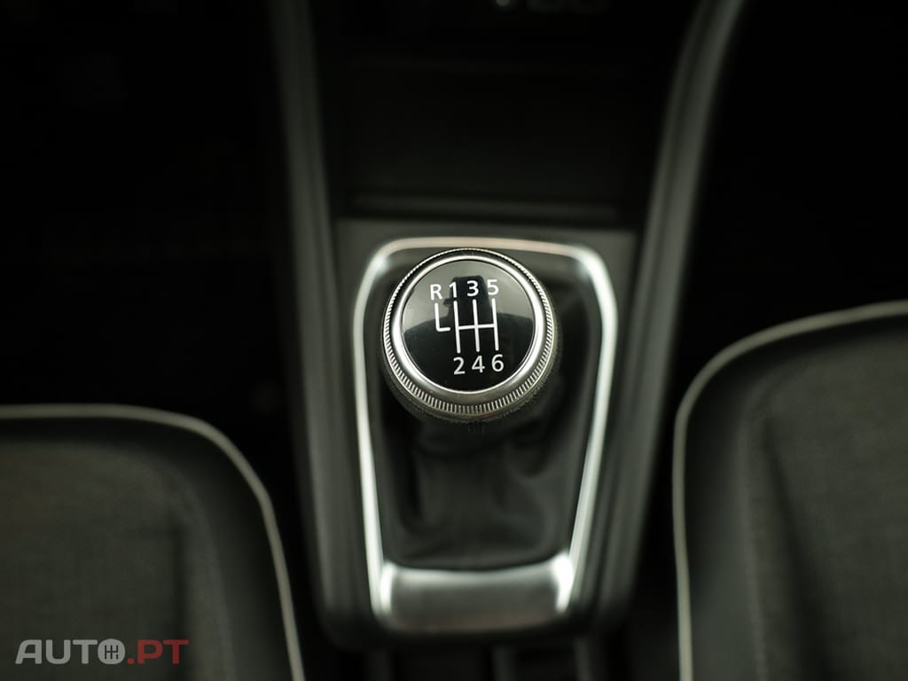 Renault Captur Captur 1.0 TCe Techno Bi-Fuel — fotografia 14