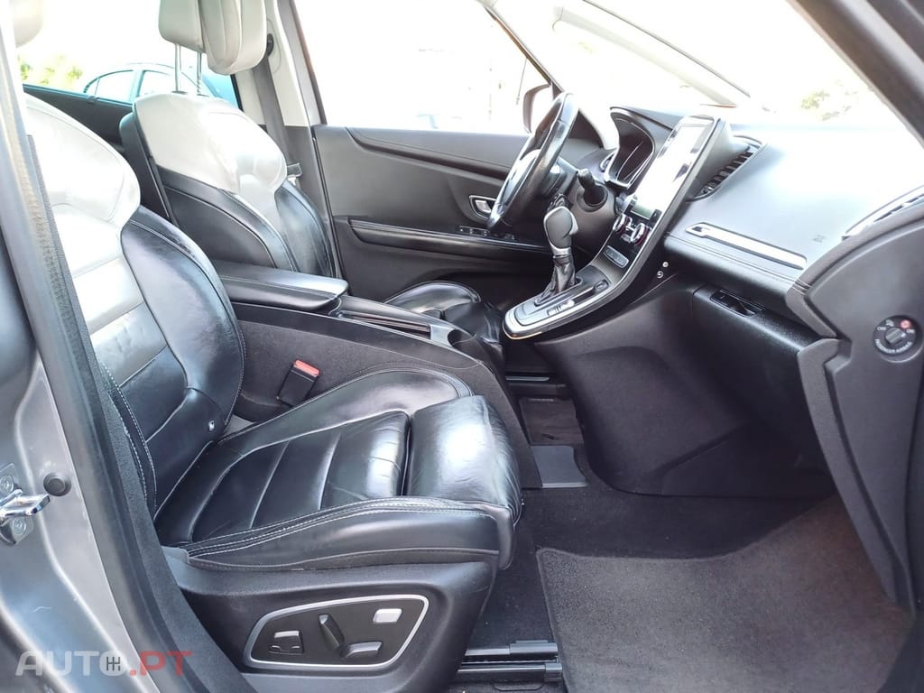 Renault Grand Scénic ENERGY dCi 160 EDC INITIALE PARIS