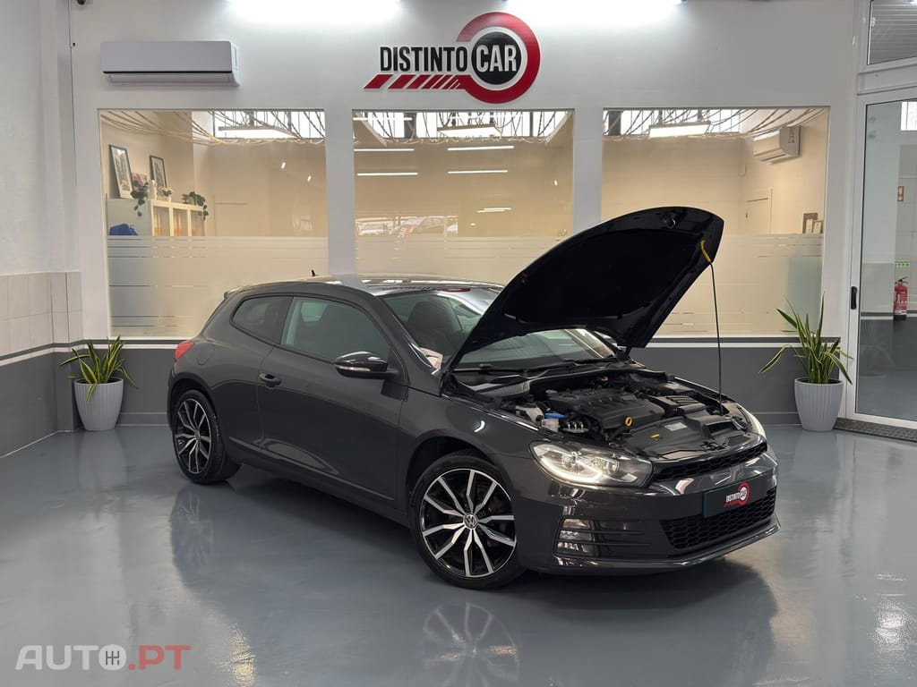 Volkswagen Scirocco 2.0 TDI Sport DSG