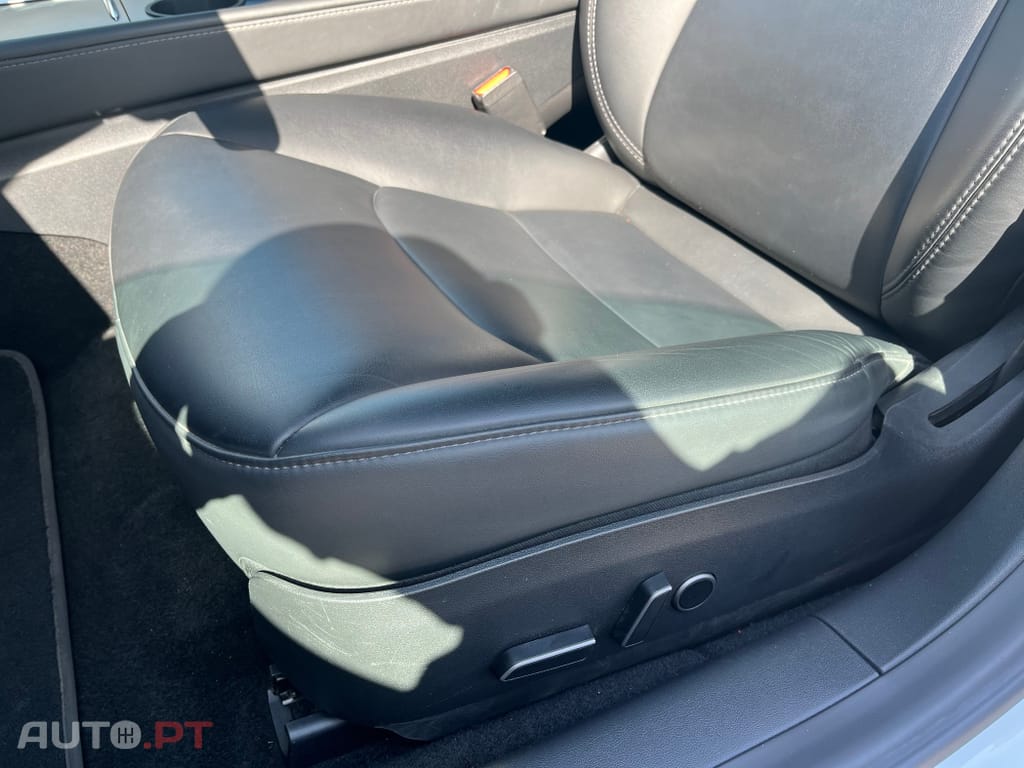 Tesla Model 3 Standard Range Plus RWD