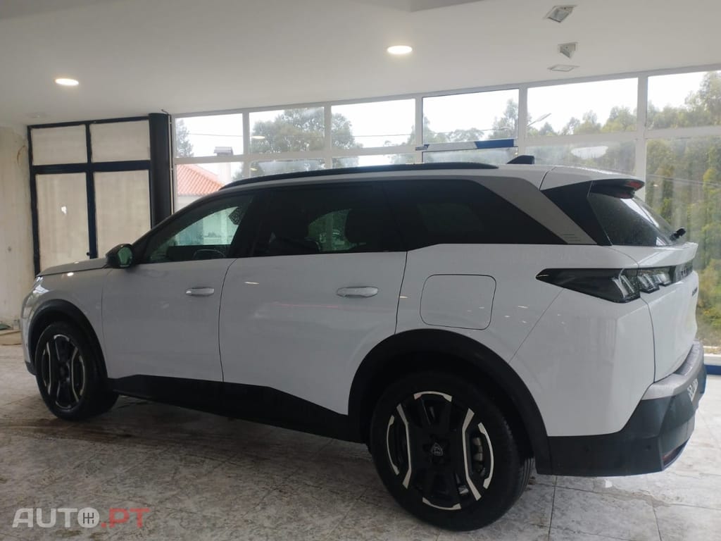 Peugeot E-5008 73 kWh Allure