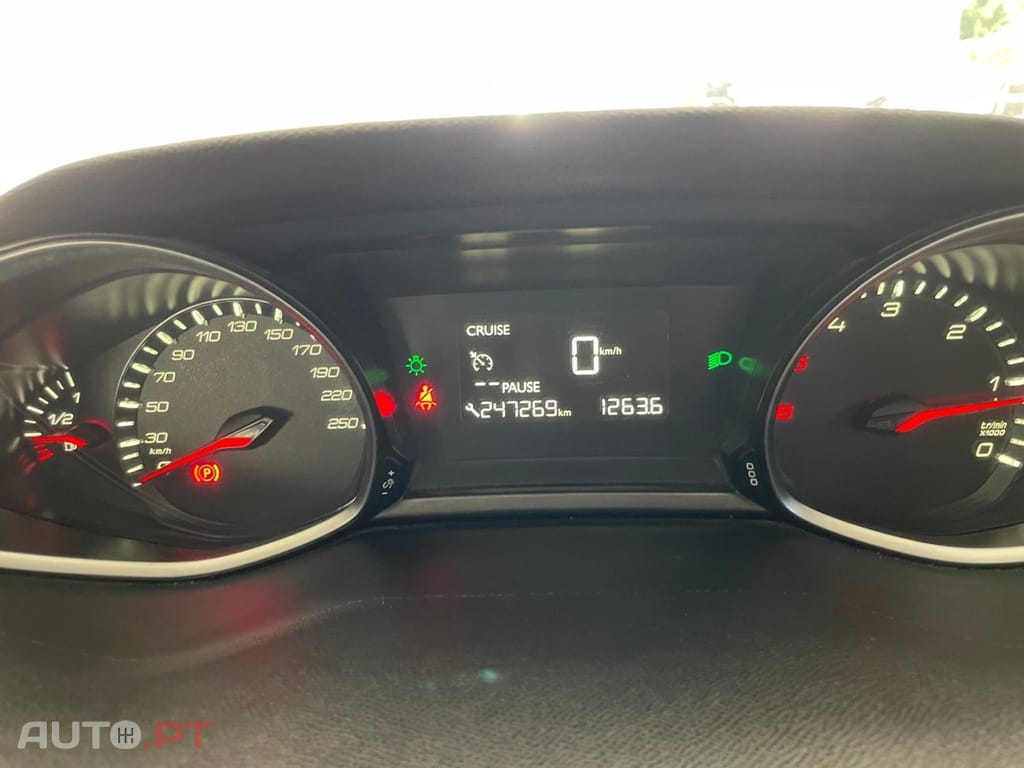 Peugeot 308 SW 1.6 BlueHDi Allure