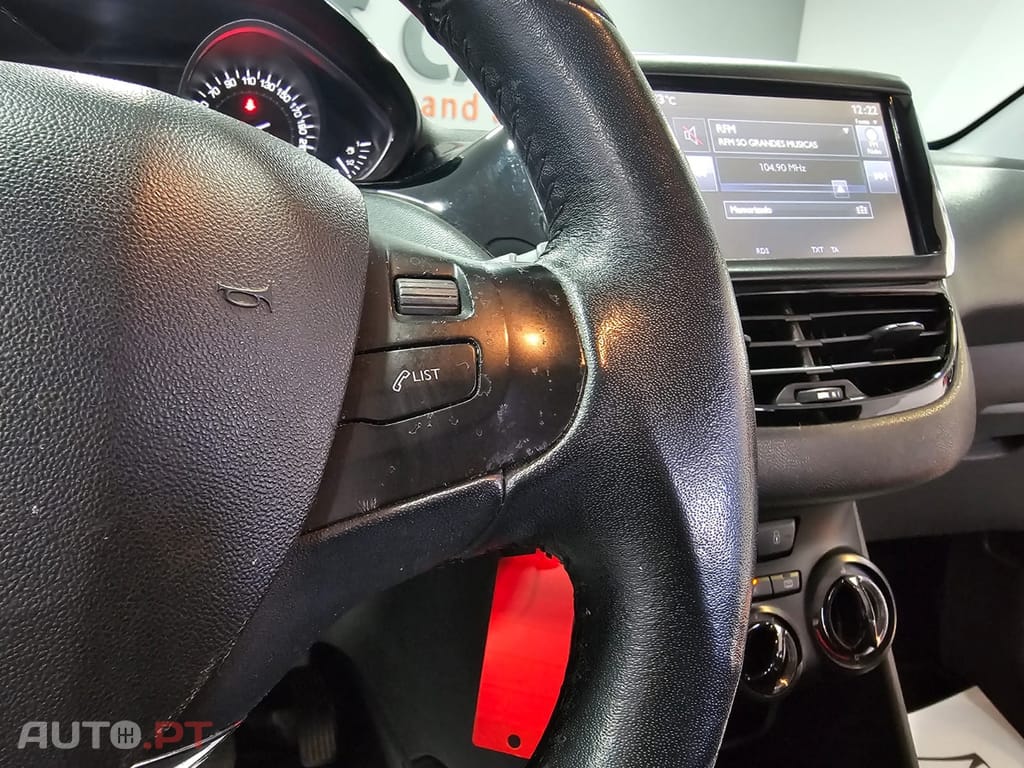 Peugeot 208 1.2 PureTech Style