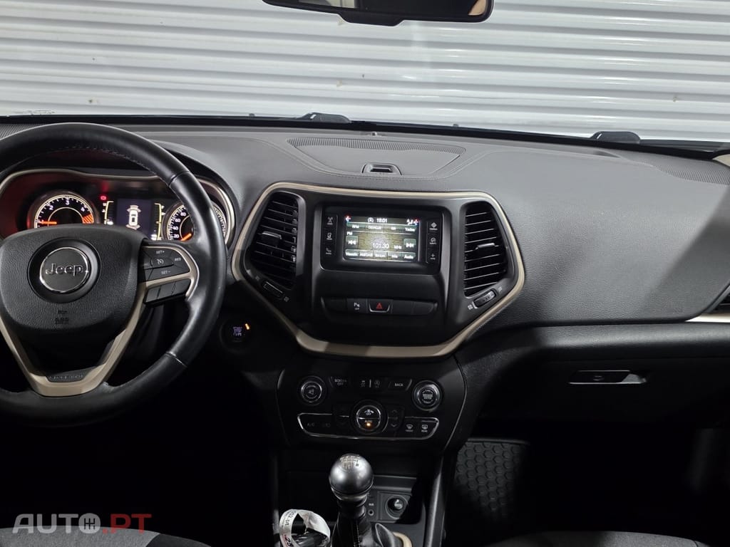 Jeep Cherokee 2.0 CRD Longitude