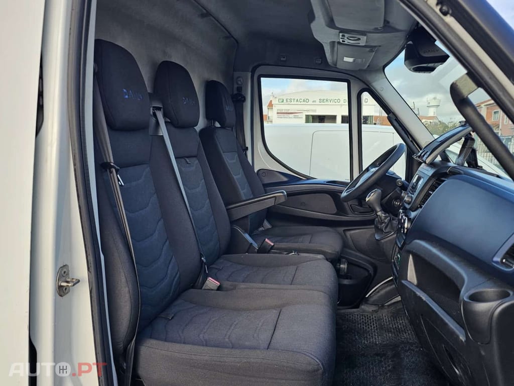 Iveco Daily 3.0 35S18 3000