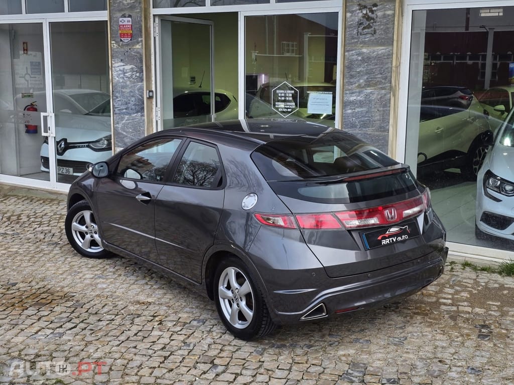 Honda Civic 1.4 i-VTEC Elegance