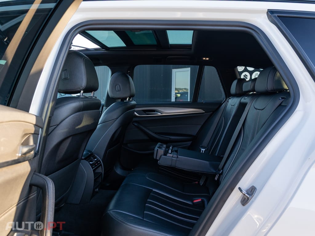 BMW 520 d Pack Desportivo M Auto