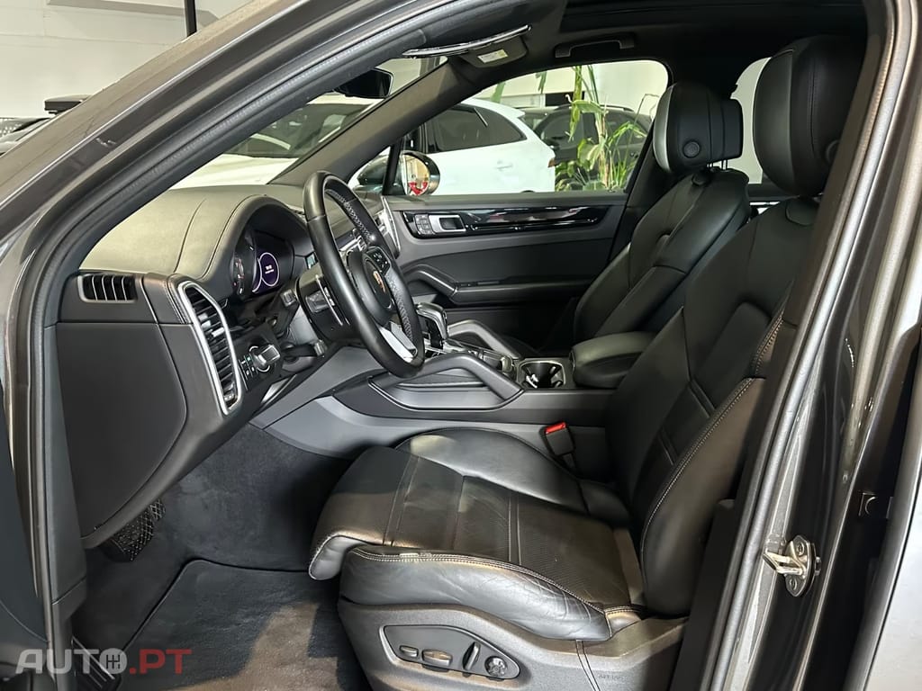 Porsche Cayenne E-Hybrid Bose