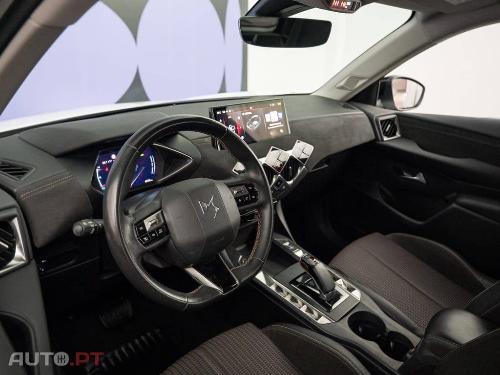 DS DS3 Crossback E-Tense Performance Line