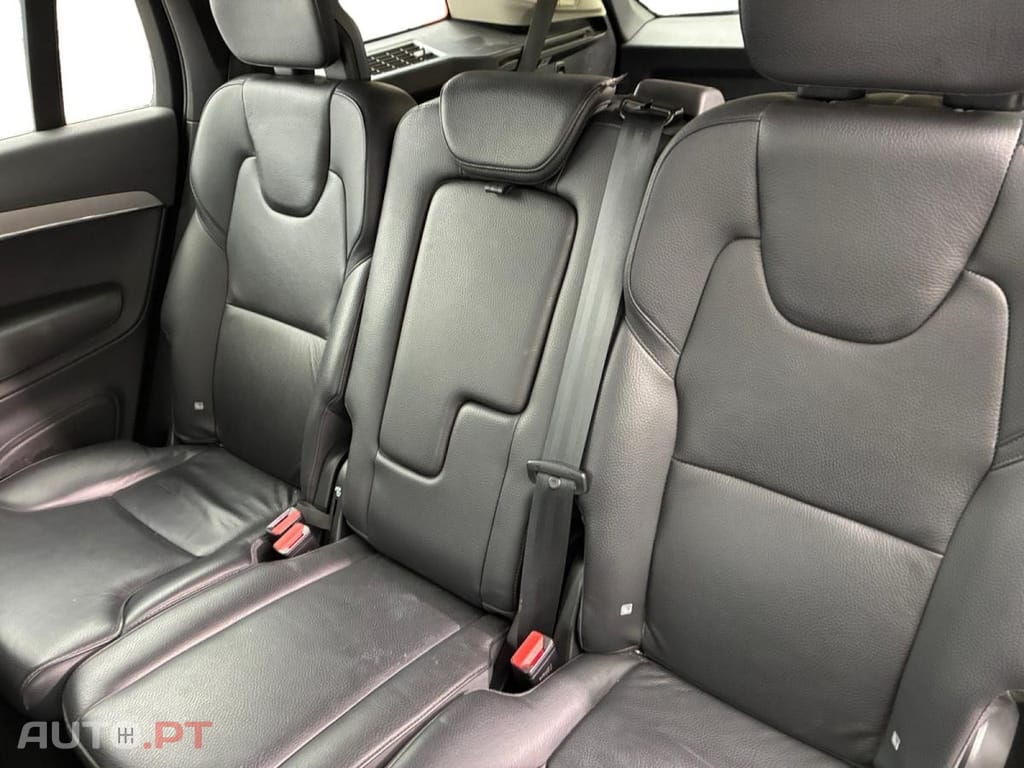 Volvo XC90 2.0 T8 PHEV Geartronic Momentum AWD