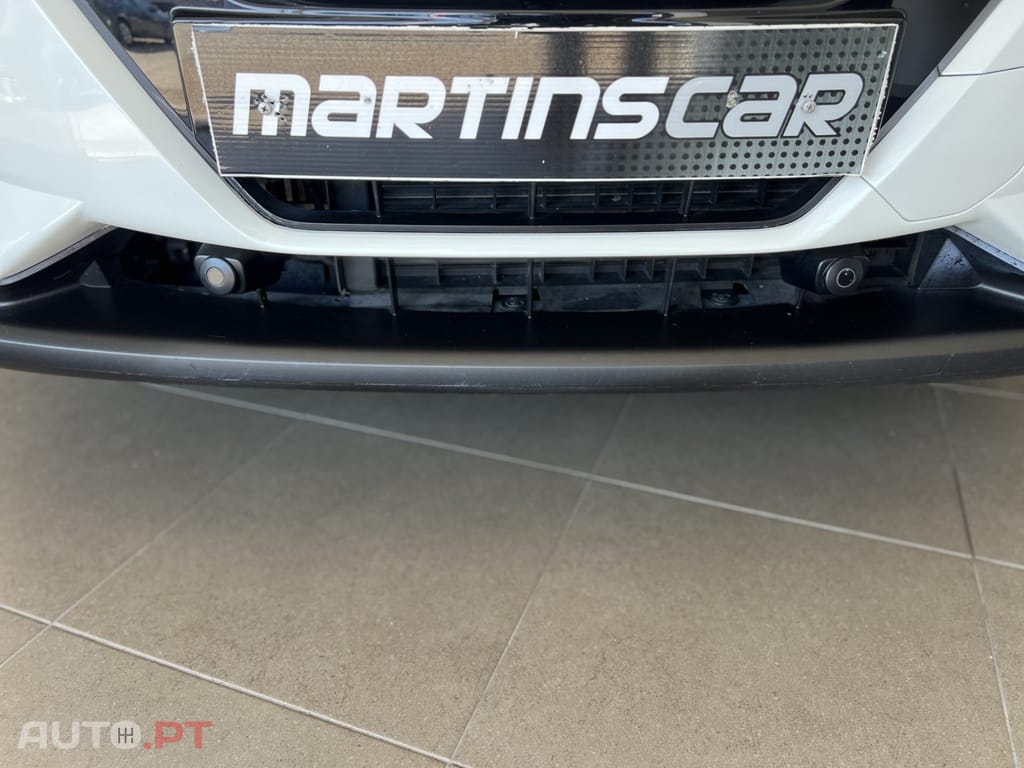 Nissan Qashqai 1.3 DIG-T N-Connecta J18 DCT