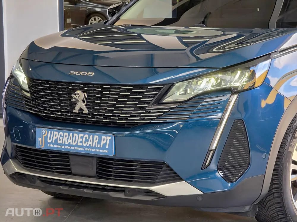 Peugeot 3008 1.6 Hybrid Allure e-EAT8