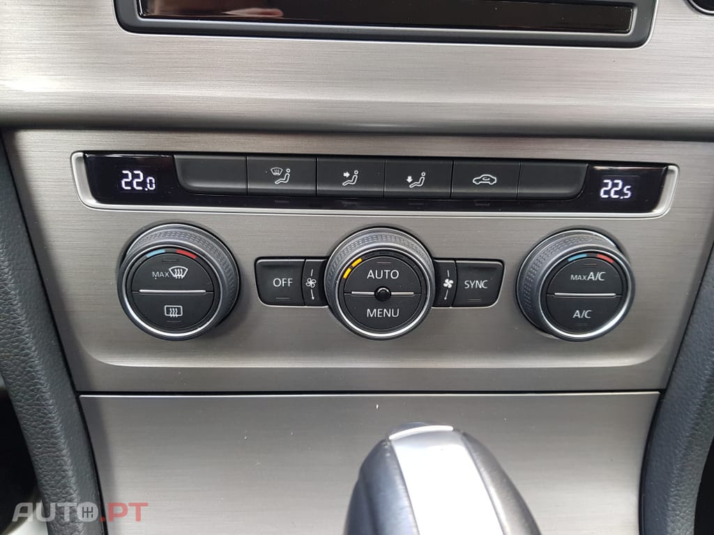 Volkswagen Golf Variant 2.0 TDi Highline DSG
