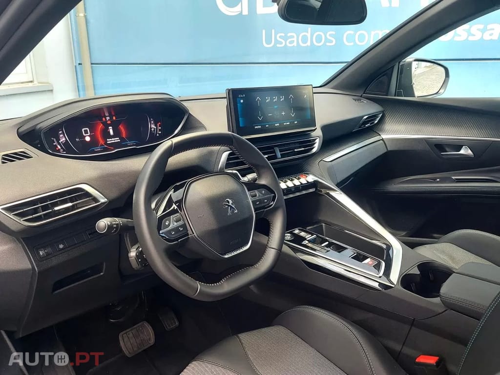 Peugeot 5008 1.5 BlueHDi Allure EAT8
