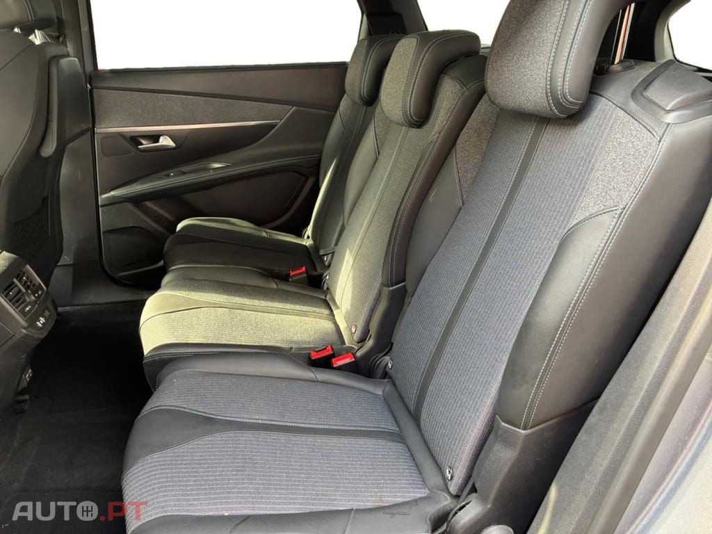 Peugeot 5008 1.5 BlueHDi Allure EAT8