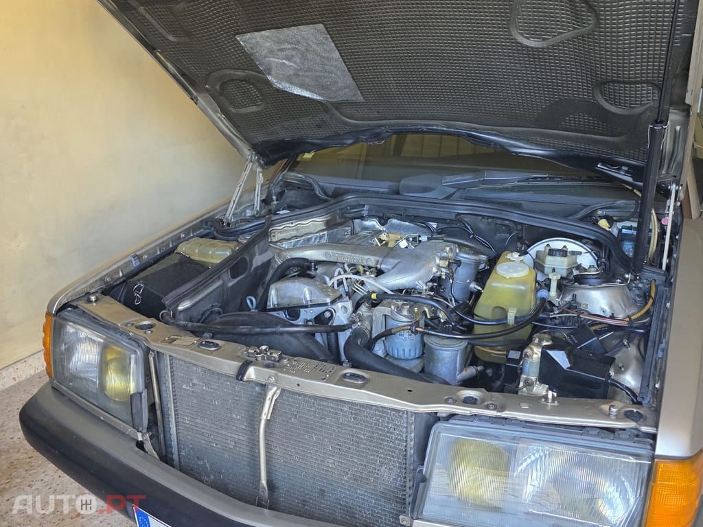 Mercedes-Benz 190 2.5 Turbo