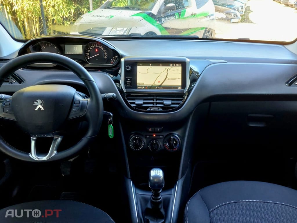 Peugeot 208 1.5 BlueHDi Active