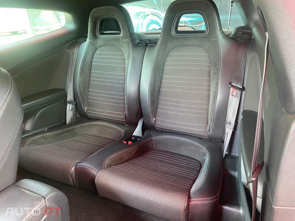 Volkswagen Scirocco 2.0 TDi Sport