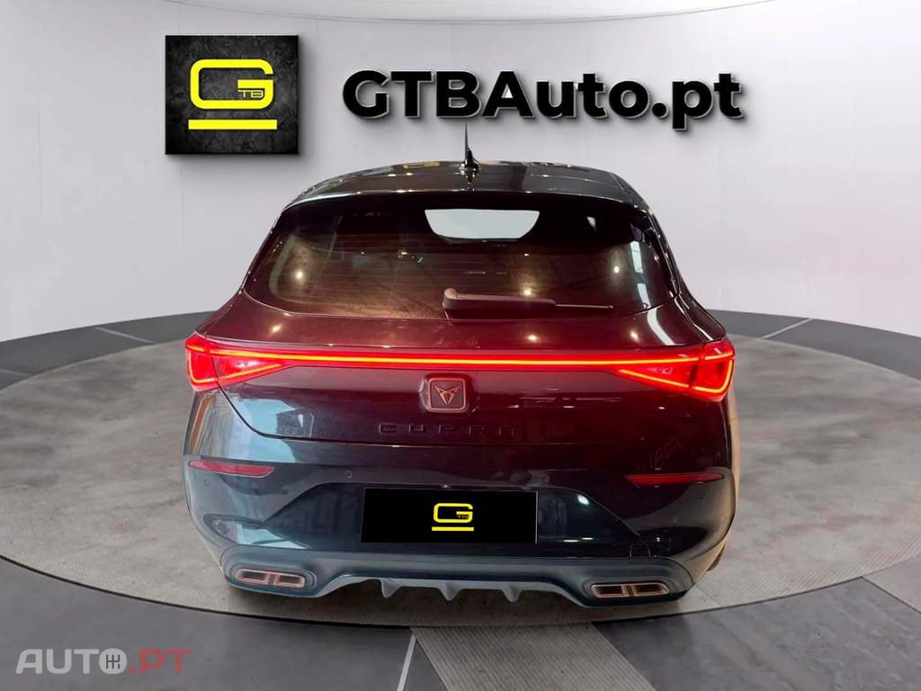 Cupra Leon 1.4 e-Hybrid VZ 245CV