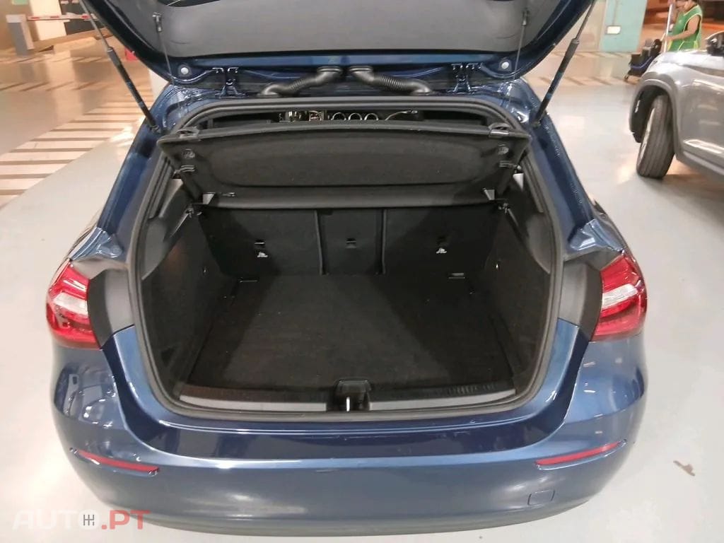 Mercedes-Benz A 180 d Business Solutions