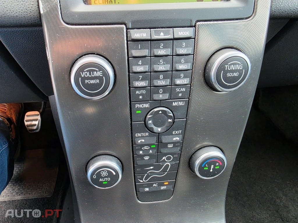 Volvo V50 1.6 D R-Design — fotografia 13