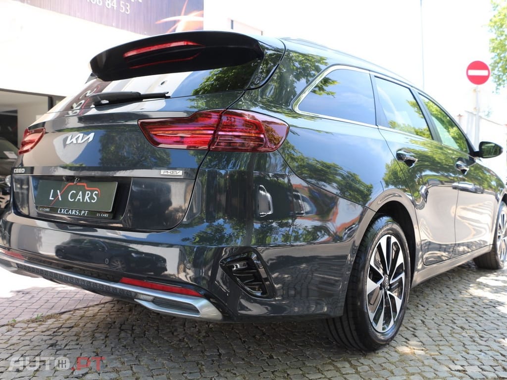 Kia Ceed SW 1.6 GDi PHEV Tech 6DCT