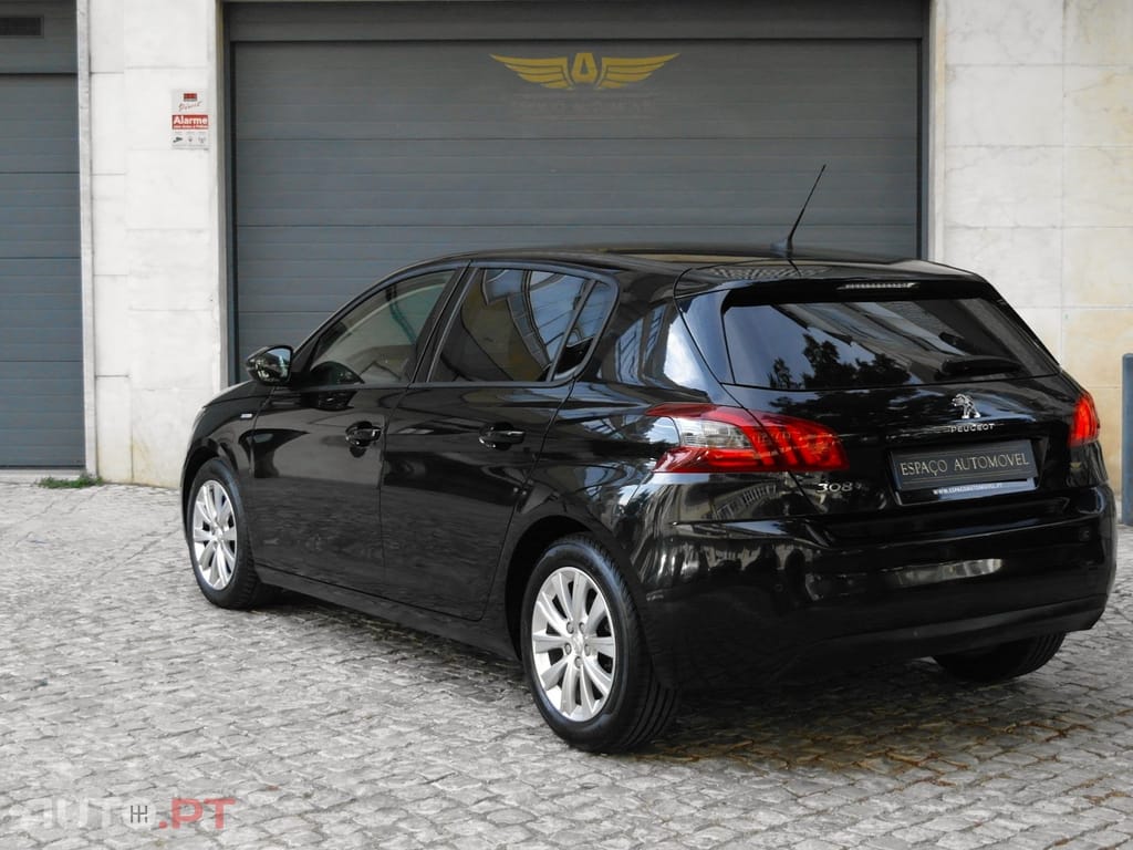 Peugeot 308 1.2 PureTech Style
