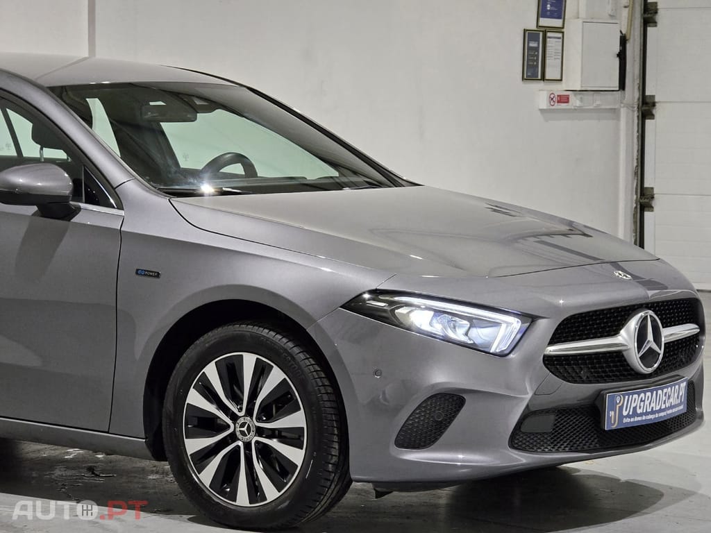 Mercedes-Benz A 250 e 8G-DCT Progressive